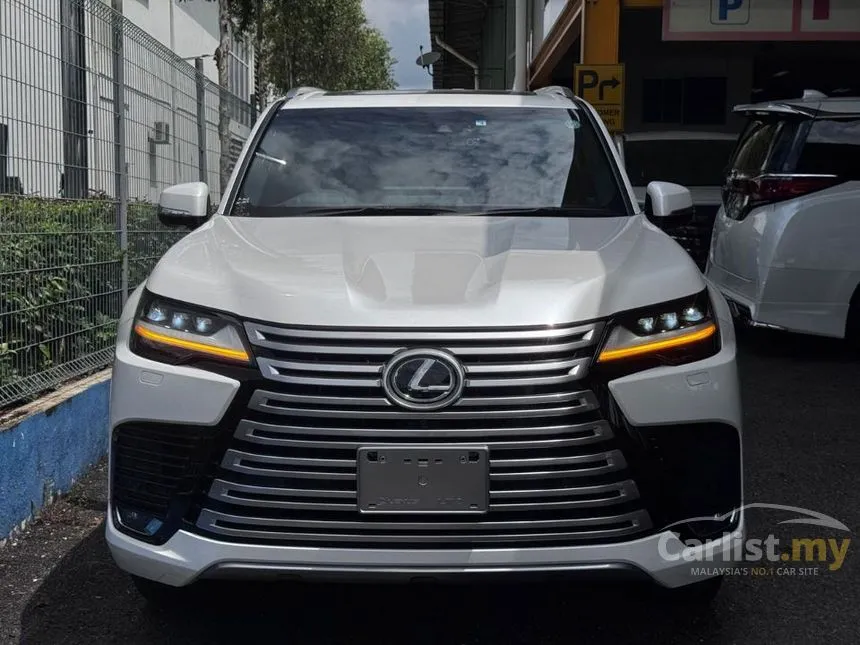 2022 Lexus LX 600 7 seater SUV