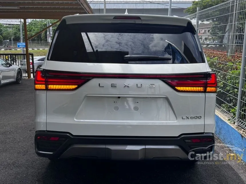 2022 Lexus LX 600 7 seater SUV