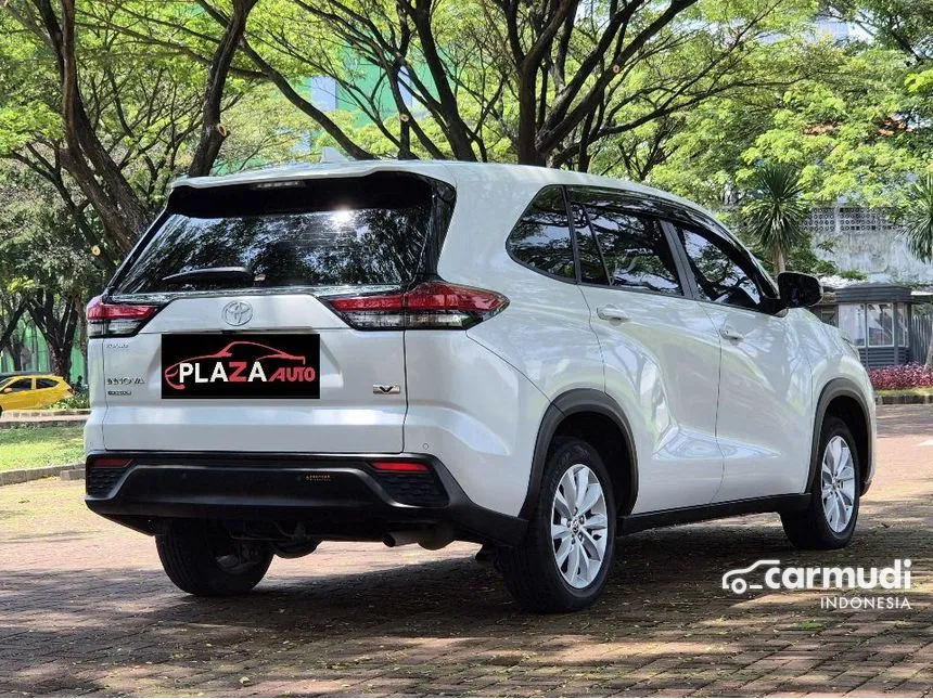 2023 Toyota Kijang Innova Zenix V HV Wagon