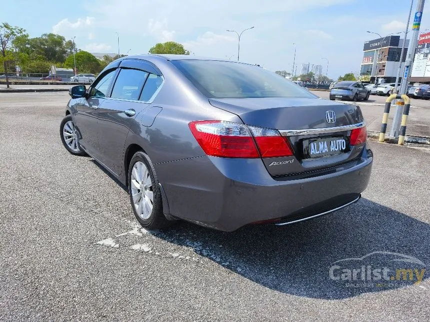 2015 Honda Accord VTi Sedan