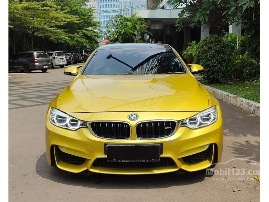 Jual Mobil BMW M4 2015 3.0 di DKI Jakarta Automatic Coupe Kuning Rp 1.450.000.000