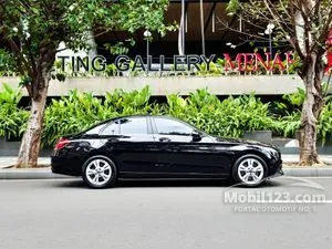 2018 Mercedes-Benz C200 2.0 Avantgarde Sedan