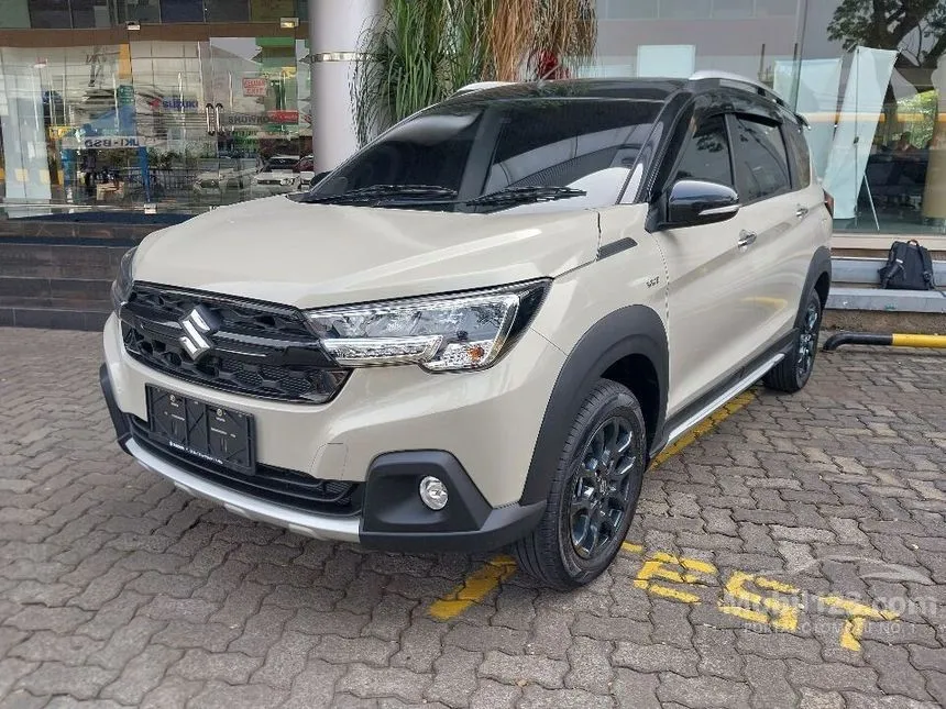 Jual Mobil Suzuki XL7 2023 Hybrid ALPHA 1.5 di Jawa Barat Automatic Wagon Lainnya Rp 273.500.000