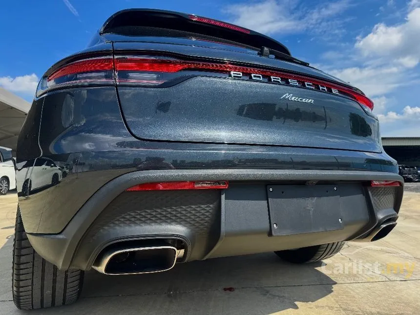 2022 Porsche Macan SUV