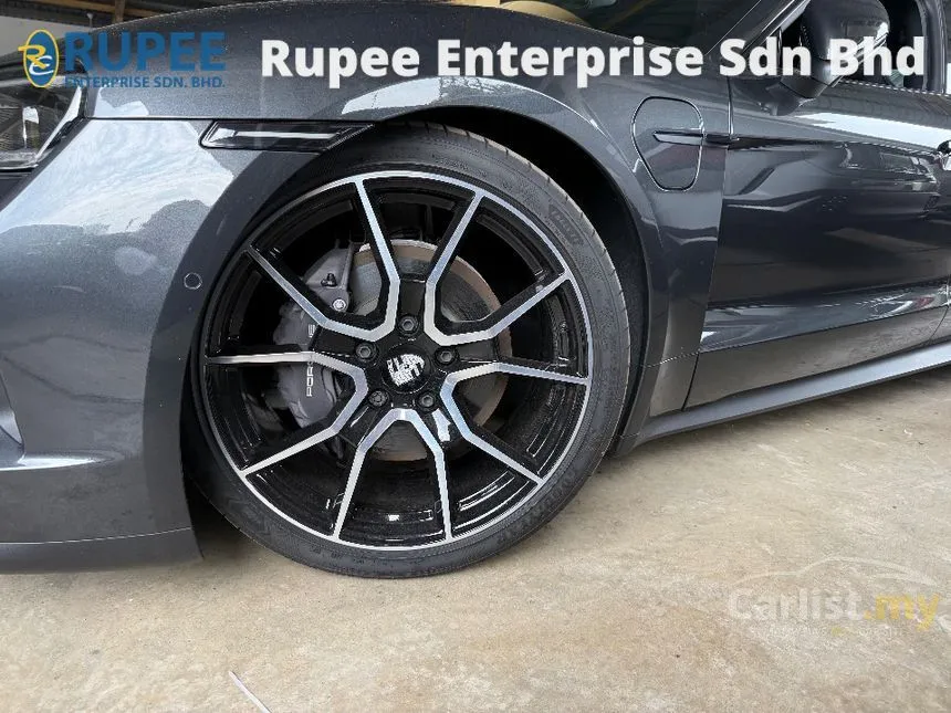 2025 Porsche Taycan 4S Sedan
