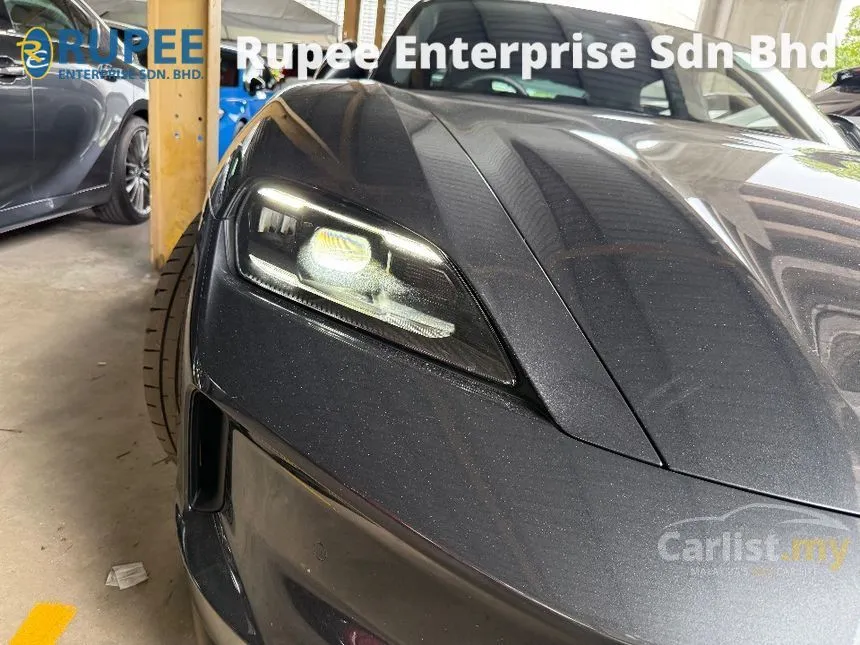 2025 Porsche Taycan 4S Sedan