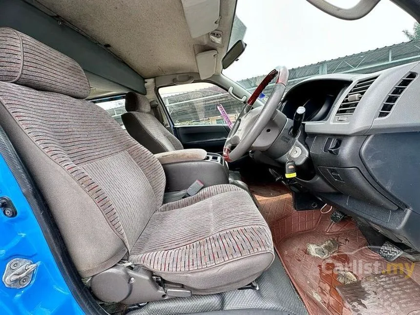 2008 Toyota Hiace Window Van