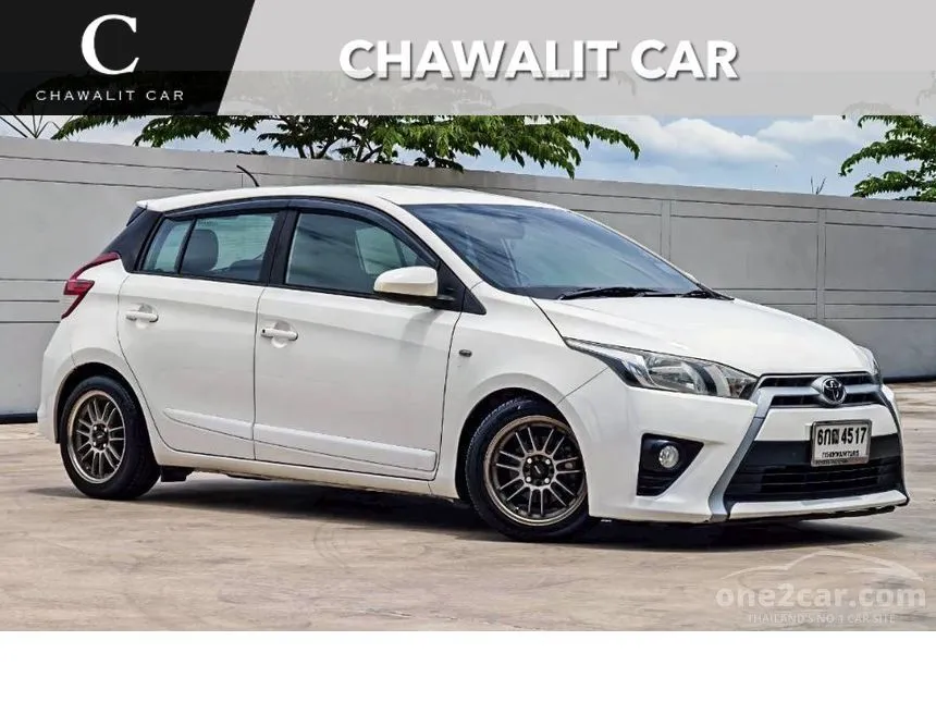 2017 Toyota YARIS E Hatchback