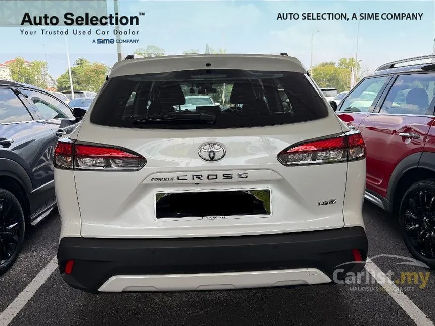 2025 Toyota Corolla Cross V SUV