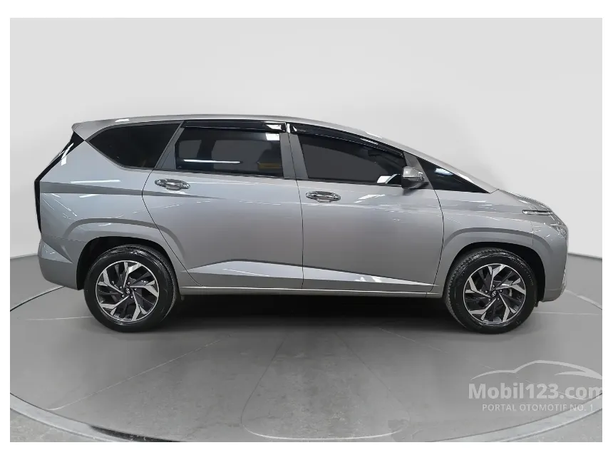 2023 Hyundai Stargazer Prime MPV