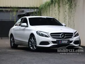 2016 Mercedes-Benz C200 2.0 Avantgarde Sedan