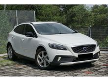 2014 Volvo V40 2.0 T5 CROSS COUNTRY Hatchback