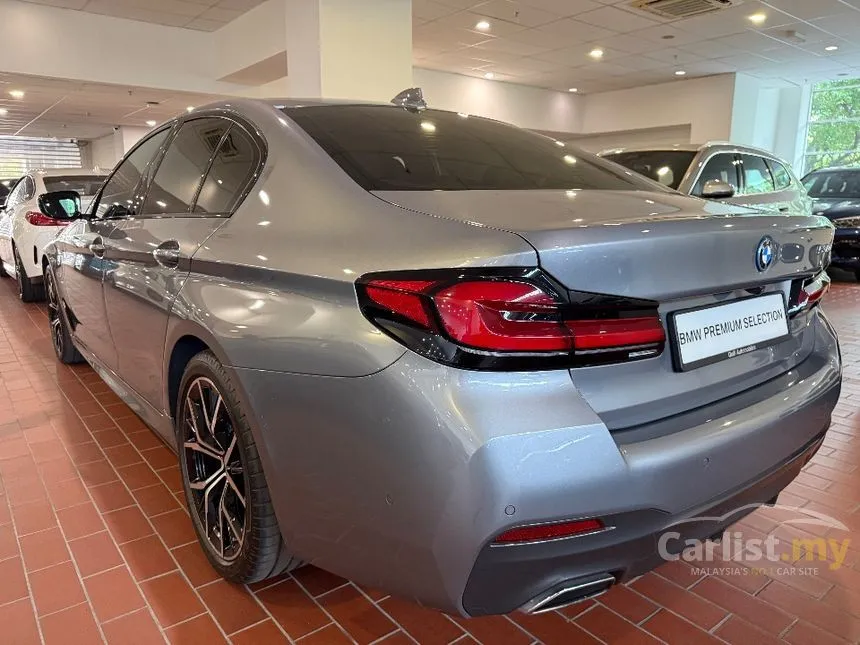 2023 BMW 530e M Sport Sedan