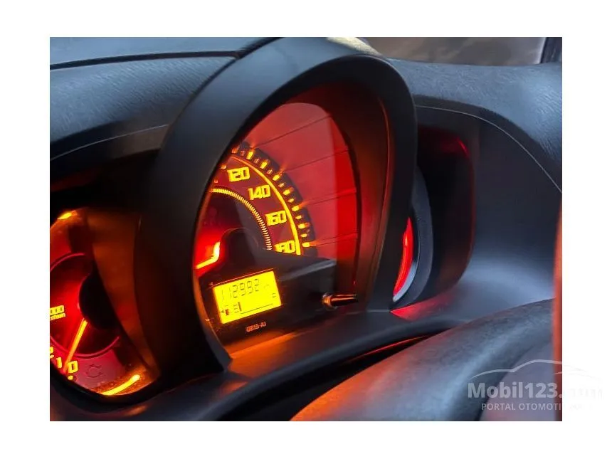 2014 Honda Brio E Hatchback