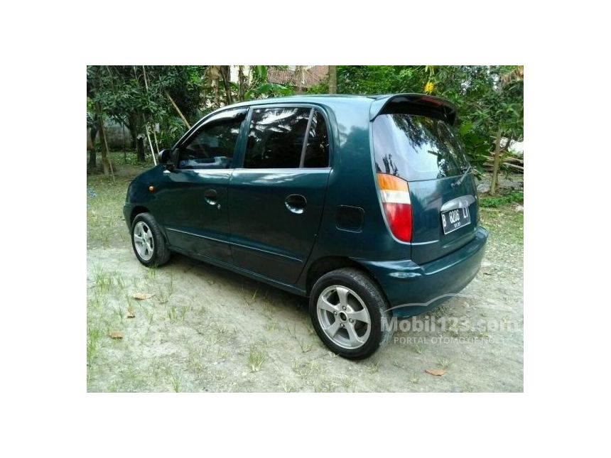 2001 KIA Visto QUE Hatchback
