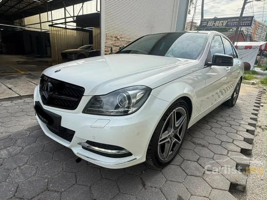 2013 Mercedes-Benz C200 AMG Sports Package CGI Sedan