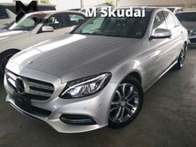 2015 Mercedes-Benz C200 2.0 Avantgarde Sedan JAPAN SPEC!!
