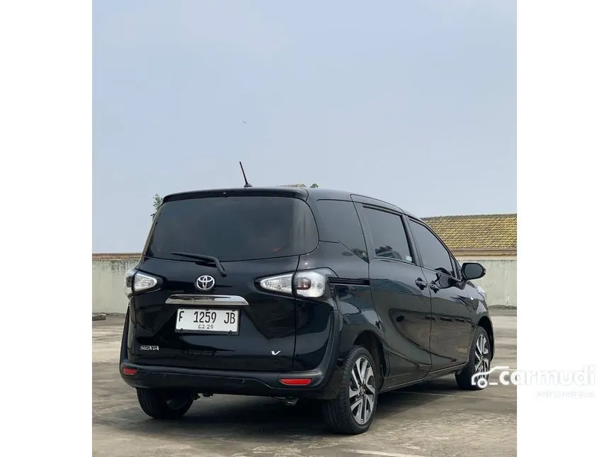 2019 Toyota Sienta V MPV