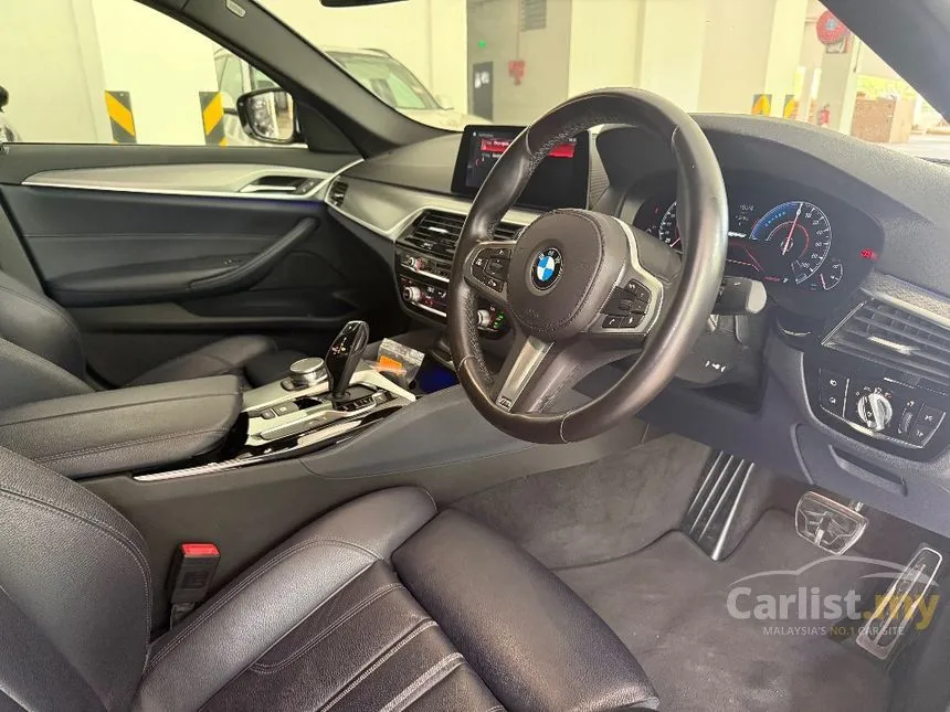 2019 BMW 530e M Sport Sedan