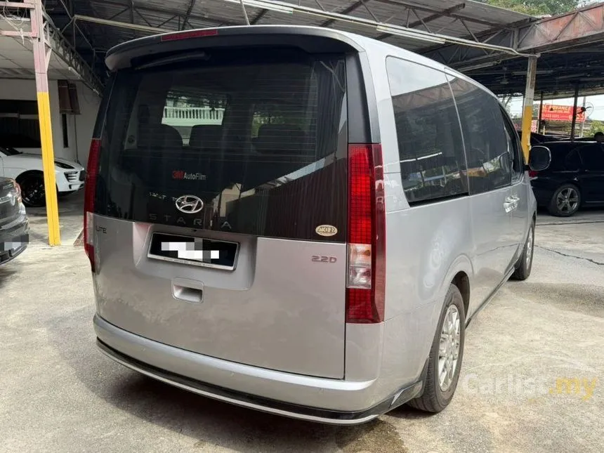 2023 Hyundai Staria Premium MPV