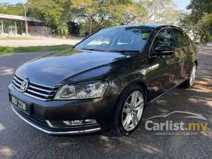 Volkswagen Passat 1.8 TSI Sedan (A) 2013 CBU Model Full Service Record 1 Owner Only Sunroof Original TipTop Condition View to Confirm