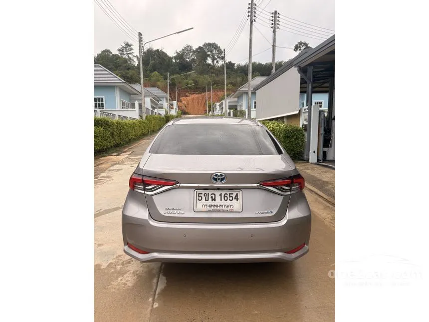 2023 Toyota Corolla Altis Hybrid Premium Sedan