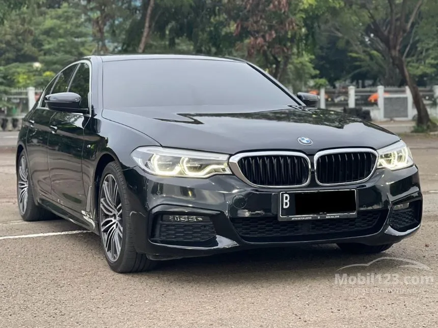 Jual Mobil BMW 530i 2020 M Sport 2.0 di DKI Jakarta Automatic Sedan Hitam Rp 750.000.000