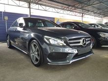 2016 Mercedes-Benz C200 2.0 AMG Line Sedan Xenon Light Panoramic Roof Elec Leather Memory Seat LED Daytime Running Light Reverse Camera Push Start Button Power Boot Paddle Shift