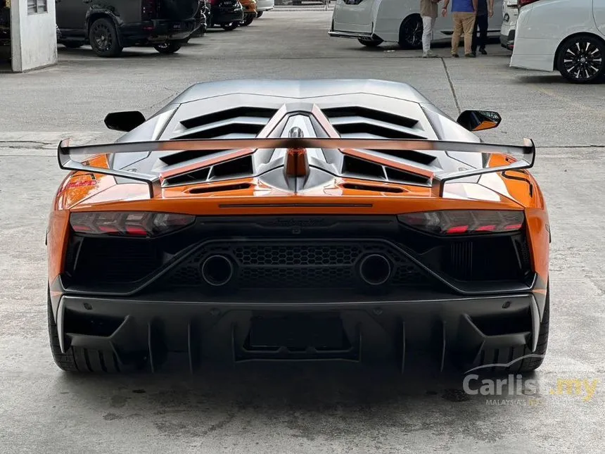 2019 Lamborghini Urus SUV