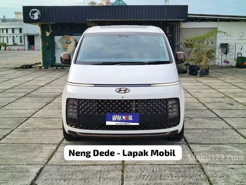 Jual Mobil Hyundai Staria 2021 Signature 7 2.2 di DKI Jakarta Automatic Wagon Putih Rp 725.000.000