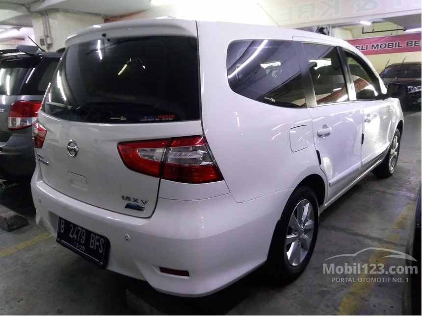 Jual Mobil Nissan Grand Livina 2015 XV 1.5 di DKI Jakarta 