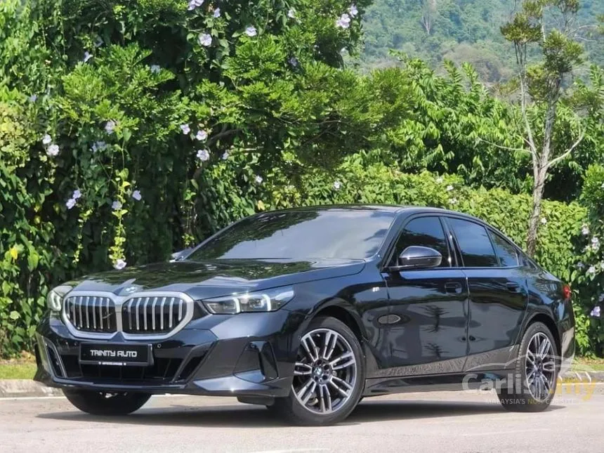 2025 BMW 520i M Sport Sedan
