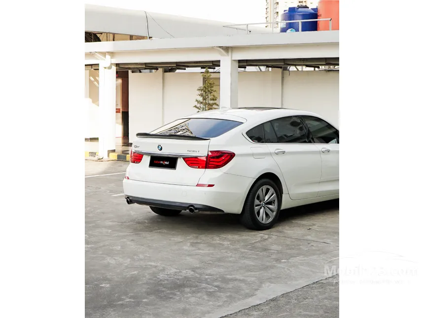 2011 BMW 535i Luxury GT Hatchback