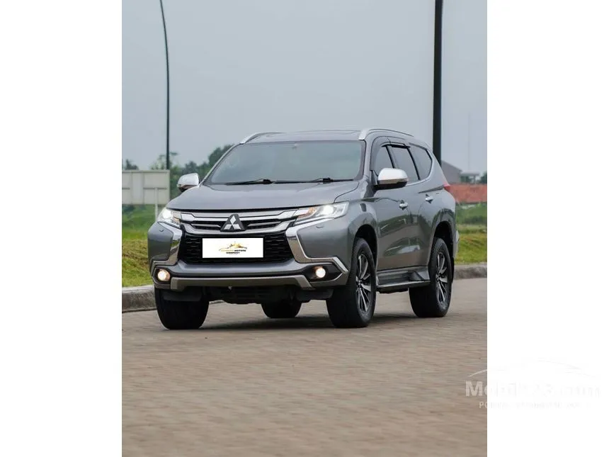 2016 Mitsubishi Pajero Sport Dakar 4X2 SUV