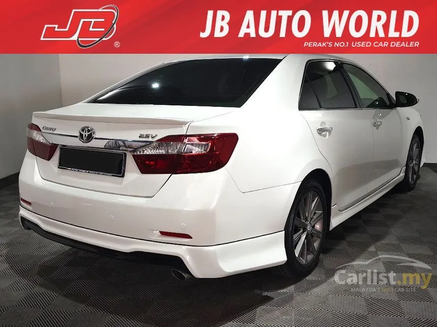 2012 Toyota Camry V Sedan