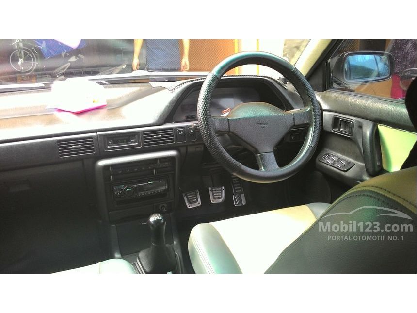 1990 Mazda Interplay Sedan