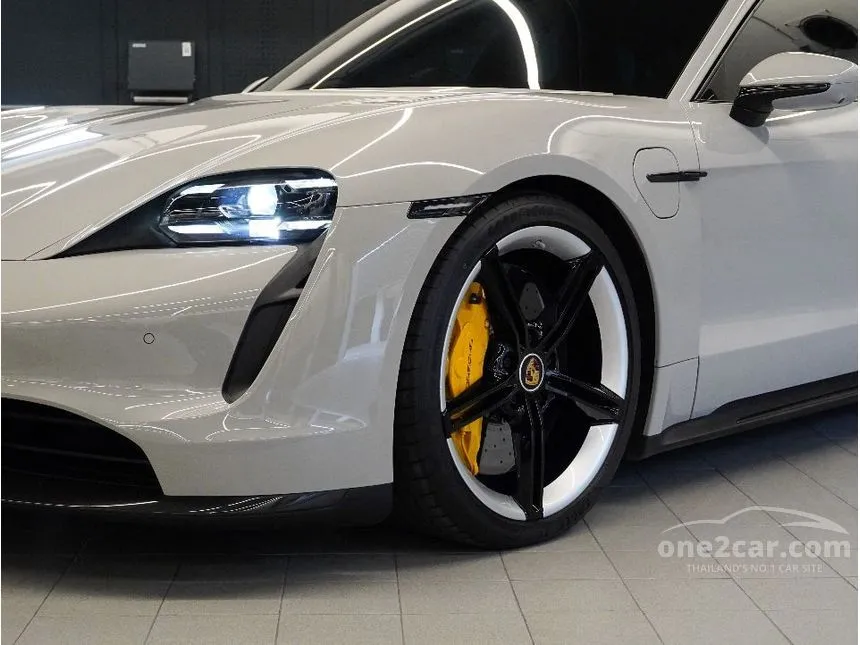 2025 Porsche Taycan Turbo S Sedan