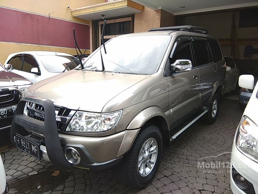 Jual Mobil  Isuzu  Panther  2014 GRAND  TOURING  2 5 di Jawa  