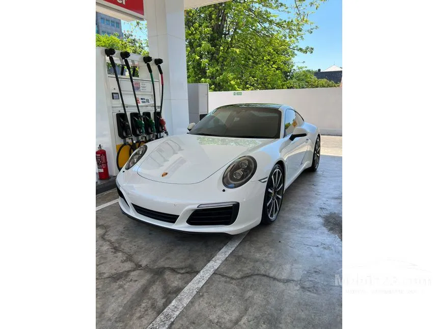 Jual Mobil Porsche 911 2016 Carrera 3.0 di Jawa Timur Automatic Coupe Putih Rp 3.050.000.000