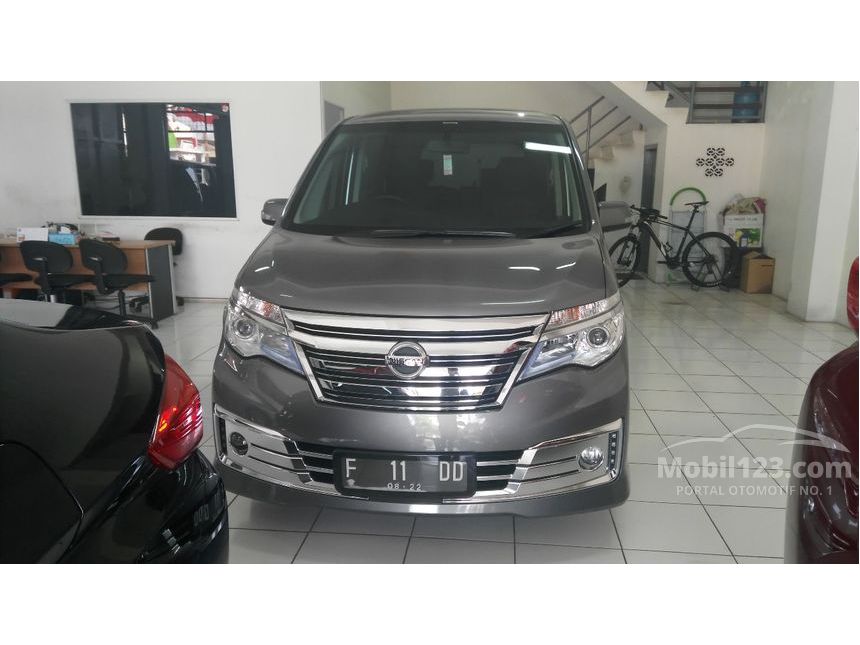 Jual Mobil Nissan Serena 2017 Highway Star 2.0 di Jawa 