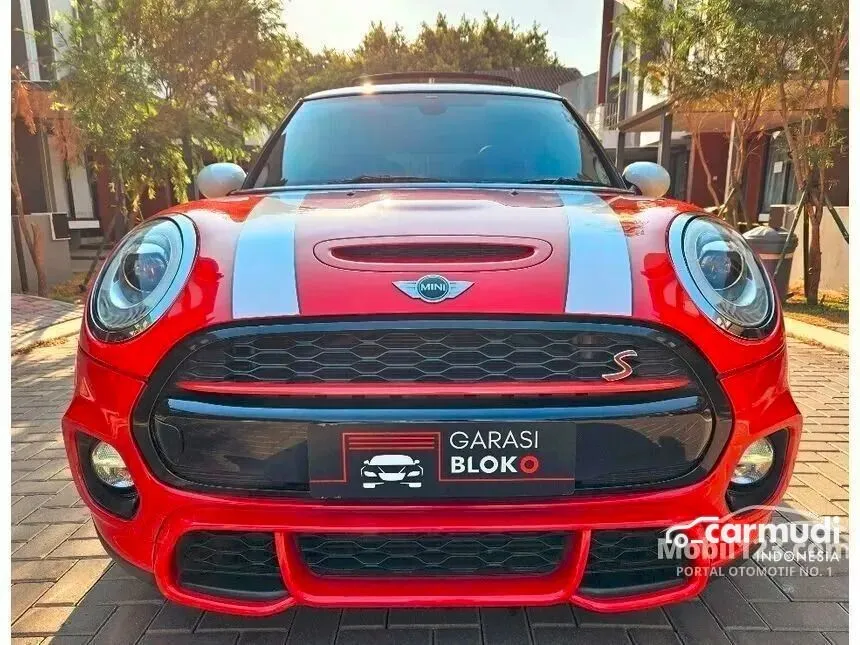 2015 MINI Cooper S Hatchback