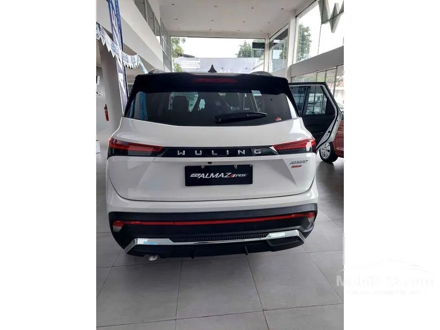 2025 Wuling Almaz RS Hybrid SUV