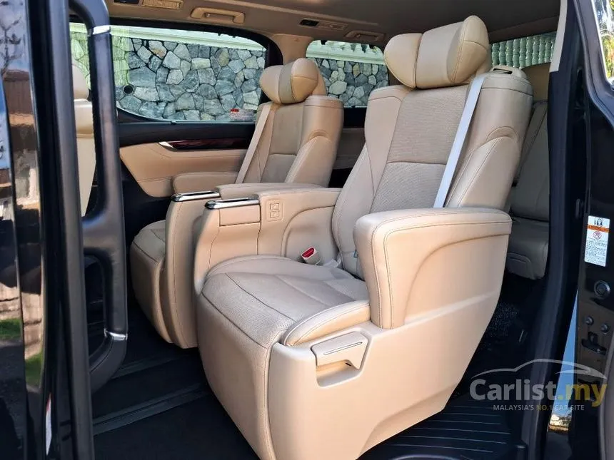 2017 Toyota Alphard MPV