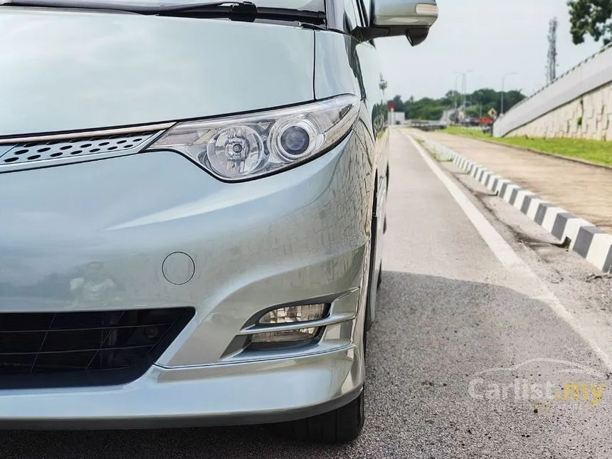 2007 Toyota Estima Aeras MPV
