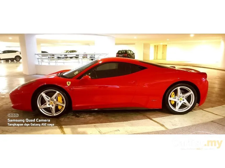 2012 Ferrari 458 Italia Coupe