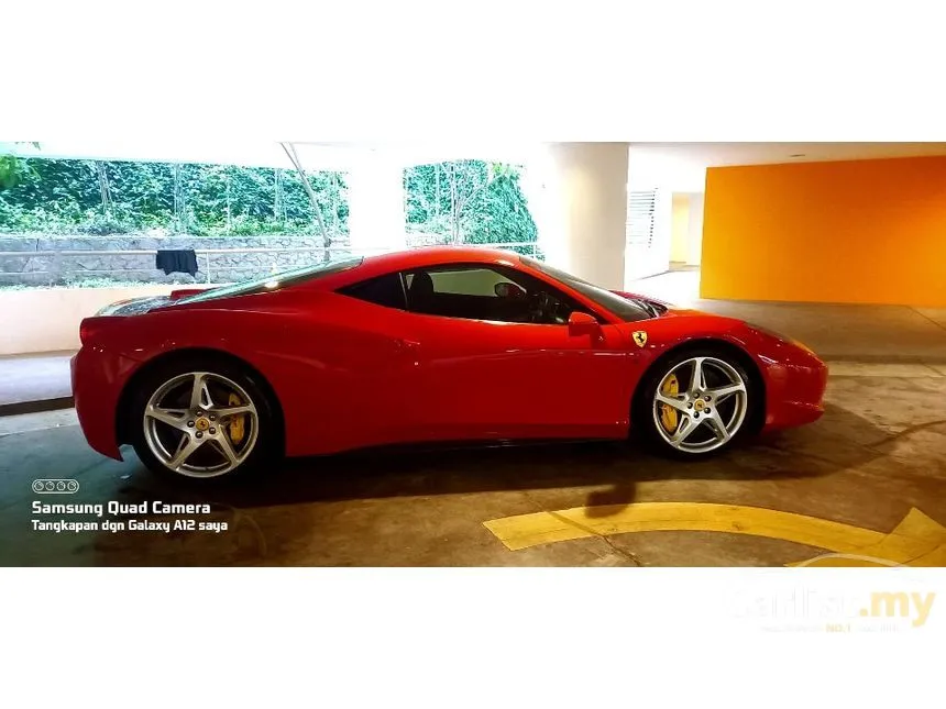 2012 Ferrari 458 Italia Coupe