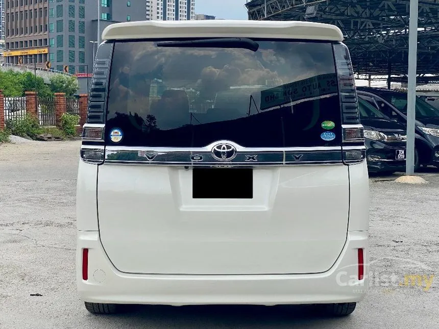 2019 Toyota Voxy X MPV