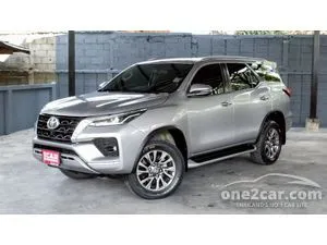 2022 Toyota FORTUNER 2.4 V SUV
