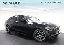 2022 BMW 320i Sport (with Driving Assistant)