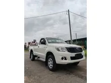 2012 Toyota Hilux 2.5 MANUAL Single Cab Pickup 4X4